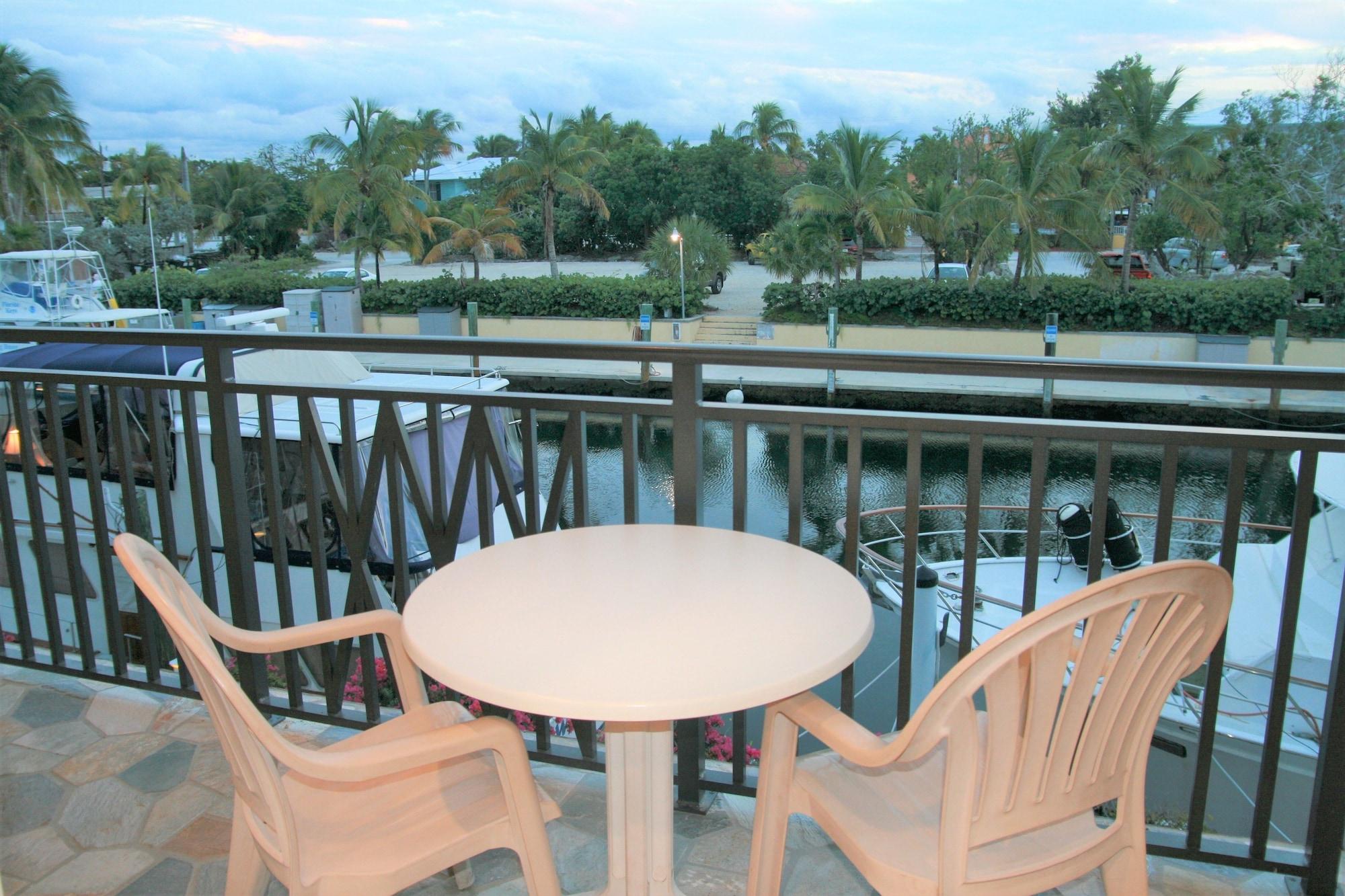 Waterside Suites And Marina Key Largo Exterior photo