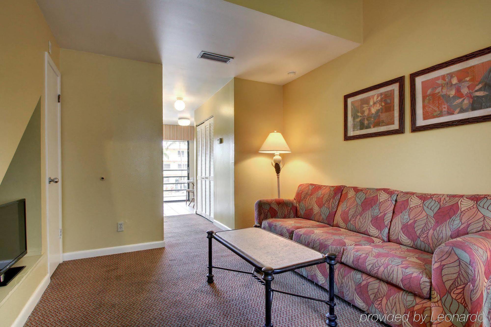 Waterside Suites And Marina Key Largo Exterior photo