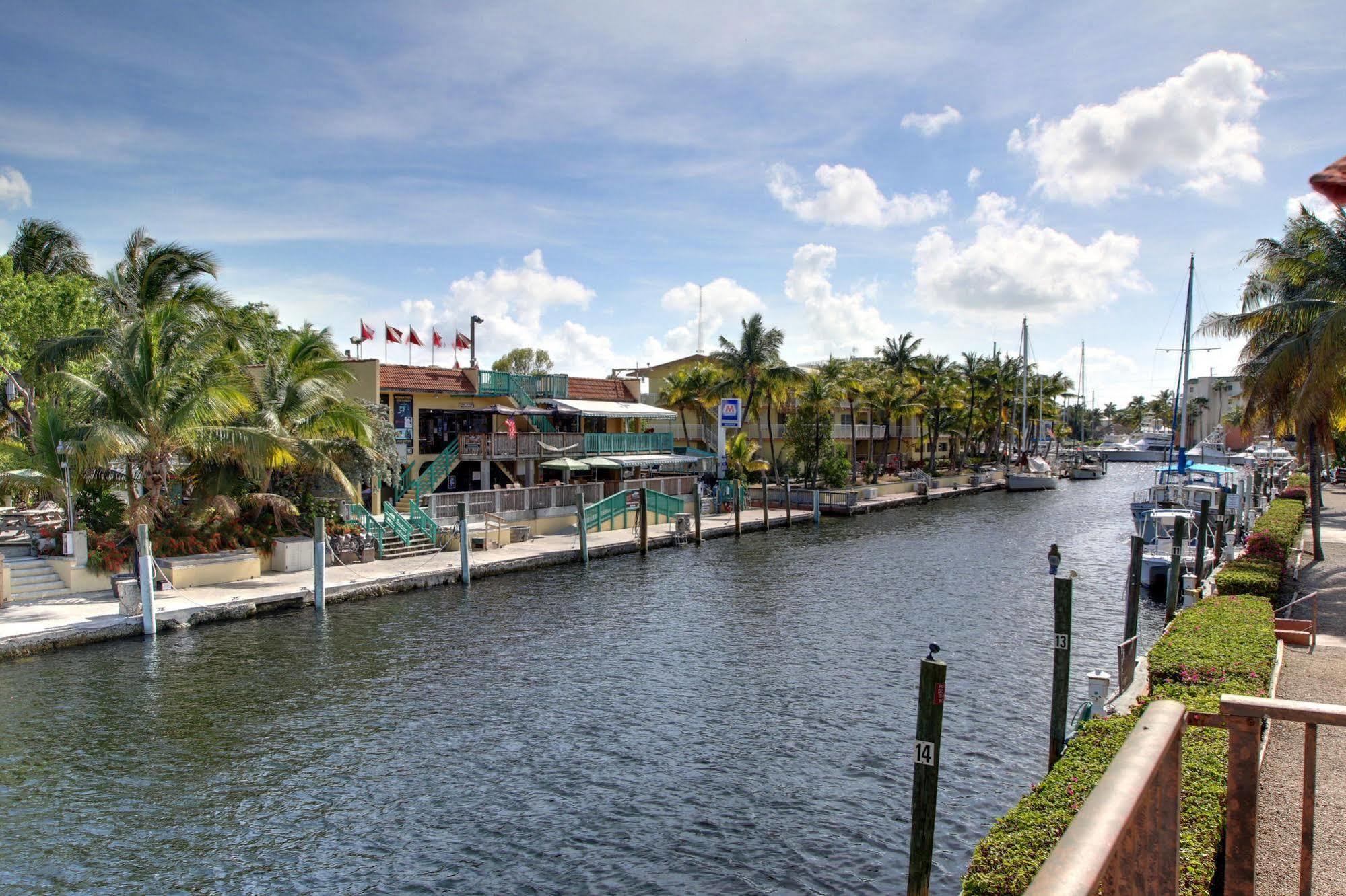 Waterside Suites And Marina Key Largo Exterior photo